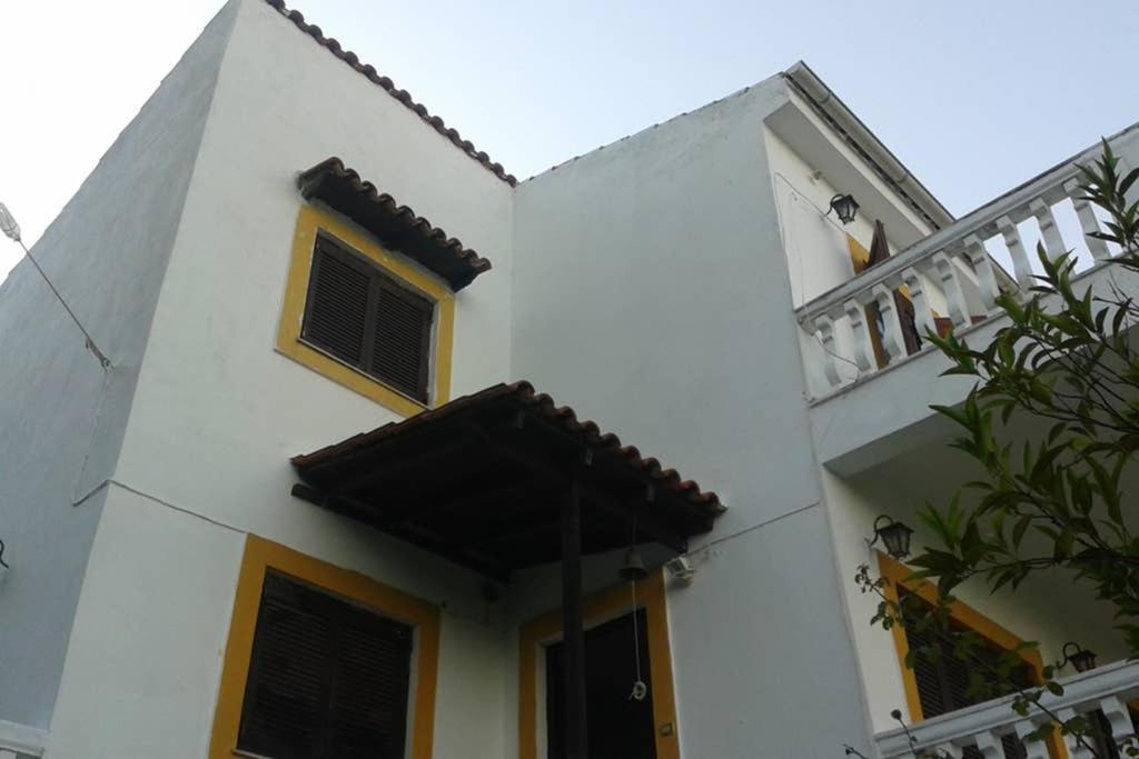 Holiday home Vera's House Pelekas